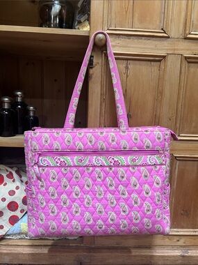Vera Bradley Large Laptop Tote in Retired Bermuda Pink Pattern